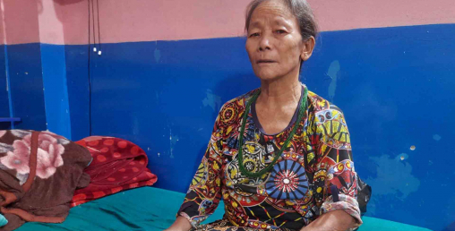 अस्पतालको रकम तिर्न नसक्दा अलपत्र परेकी छिन् टीकादेवी