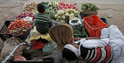 पाकिस्तानमा आर्थिक संकट भयावह बन्दै, टमाटरको मूल्य प्रतिकेजी ७ सय पुग्ने