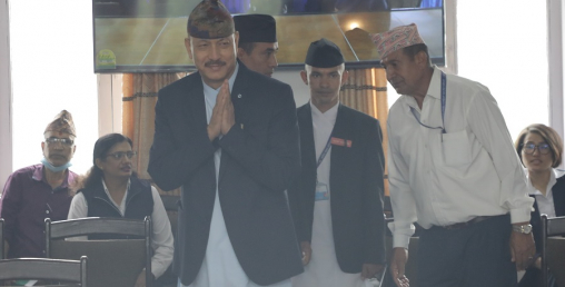 विश्वभरप्रसाद श्रेष्ठः शाखा अधिकृतदेखि प्रधानन्यायाधीशसम्म