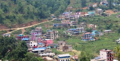 काँचुली फेर्दै ग्रामीण बजार