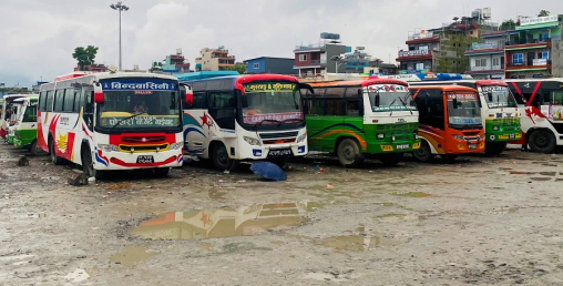 व्यवस्थित बसपार्कको पर्खाइमा पोखरा, जग्गा अतिक्रमणमा परेर खुम्चिँदै