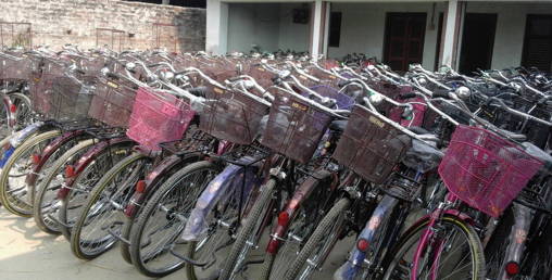 छात्रालाई पढाउन र बालविवाह रोक्न पालिका अध्यक्षको यस्तो काइदा