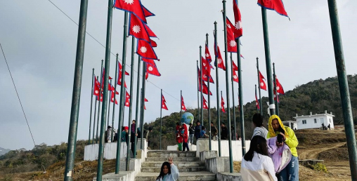 गुफाडाँडामा आन्तरिक पर्यटकको चहलपहल