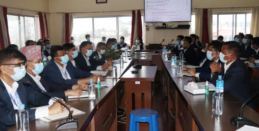 राजश्व दोब्बर पार्ने कार्ययोजना पेश गर्न अर्थमन्त्रीको निर्देशन