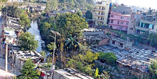 सुकुम्बासी बस्तीमा सधैँको सास्ती