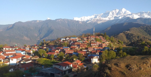 सुनसान बन्दै लमजुङका घरबास
