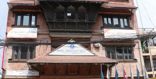 ‘छिमेकीको नक्कल गरेर ल्याएको बजेटले होटलको सेवा महँगो हुने’
