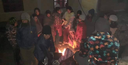 भूकम्प आउँदैछ भन्ने हल्लाले रातभर चिसोमा जाग्राम