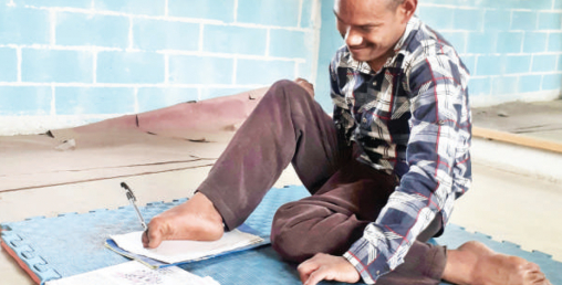 खुट्टाले लेखेर एसईई पास गर्ने दृढता