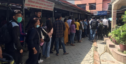 लाइसेन्स नवीकरण गर्न पाँच घण्टा, पाउन एक वर्ष