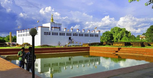 शान्ति र आनन्द प्राप्तिका लागि लुम्बिनी घुमौँ