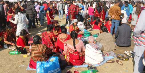यसरी मनाए टुँडिखेलमा थारु समुदायले माघे सङ्क्रान्ति (फोटो फिचर)
