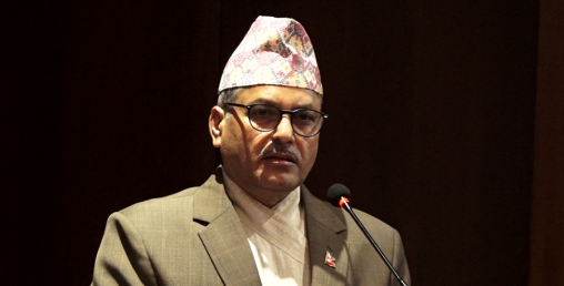 लघुवित्तहरूको योगदान धेरैलाई थाहा छ, कोही कराए भन्दैमा भुल्न हुँदैन: गभर्नर