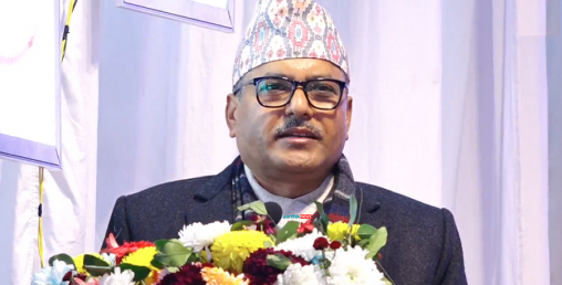 बैंकहरुको लगानी गर्ने क्षमतामा सुधार भइरहेको छ: गभर्नर