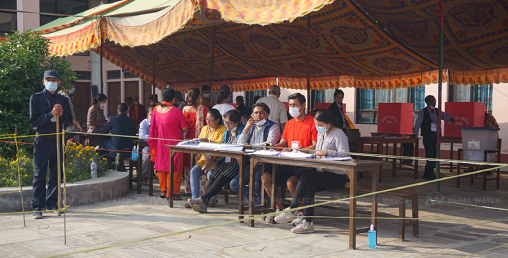 दोलखाका १० मतदान केन्द्र मा आज निर्वाचन
