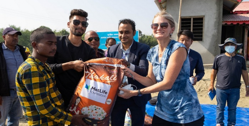 मेटलाइफ फाउन्डेसन र ह्याबिट्याट फर ह्युम्यानिटीले खाद्यान्न उपलब्ध गराउने