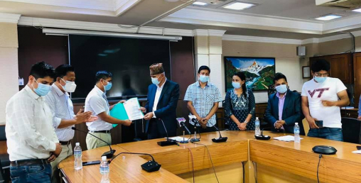 प्रमाणपत्र धितो राखेर २५ लाख ऋण दिने कार्यक्रम छिटो कार्यान्वयनमा जोड
