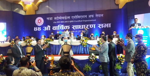 सवारी साधान खरिद बिक्रीमात्रै नगरी उत्पादन गर्नेतर्फ लाग्न यातायात मन्त्रीको निर्देशन