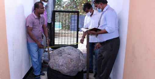 श्रीलंकामा भेटियो झन्डै १२ अर्बको नीलमणि