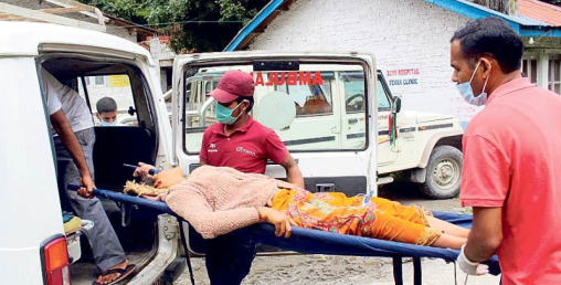 पहिरोमा पुरिएर उद्धार र उपचारको पर्खाइका ३६ घण्टा