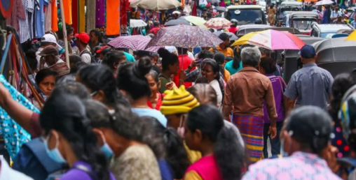 श्रीलंका चरम आर्थिक संकटबाट उम्किएकै हो ?