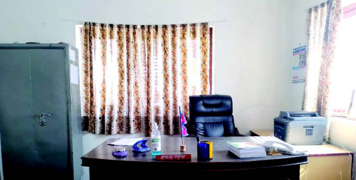 जहिले पनि रित्तो हुने यो कुर्सी कसको हो ?