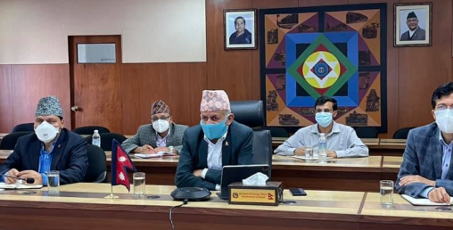 राजदूतलाई मन्त्रीको निर्देशन खोप, औषधि र अन्य स्वास्थ्य सामग्री विदेशीसँग माग