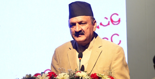 ब्याजदर घटाएर अर्थतन्त्र चलायमान बनाइने : अर्थमन्त्री महत