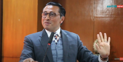 न्यायमूर्ति नै किन्न पाउने हाम्रो 'बनाना रिपब्लिक' मा के गर्नु यस्ता कुरा : डा. स्वर्णिम वाग्ले
