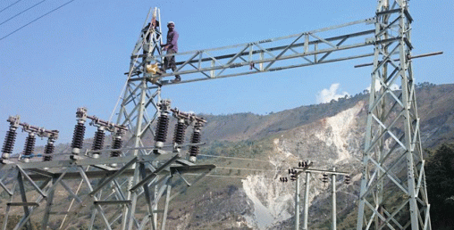 प्रसारण लाइनको निर्माण तीव्र