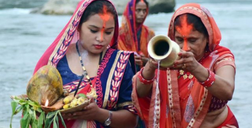 छठमा ब्रत बस्ने महिलाले नाकसम्म लामो सिन्दूर किन लगाउँछन् ?