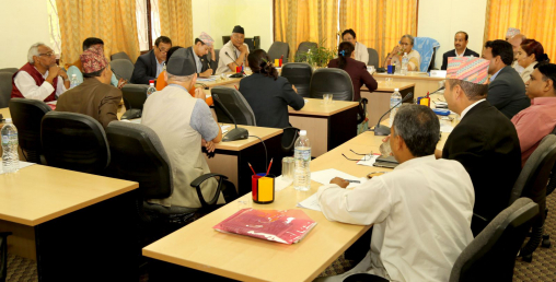 लोकसेवा विज्ञापन ऐन अनुसार नैः  मन्त्री  लालबाबु