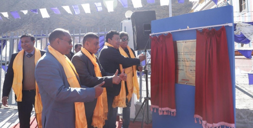 समुद्र सतहभन्दा २,७४३ मिटर उचाइँमा टाटाको वर्कशप