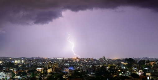 मेघ गर्जनसहित पानी पर्ने, बिहीबारबाट मात्रै क्रमिक सुधार हुने