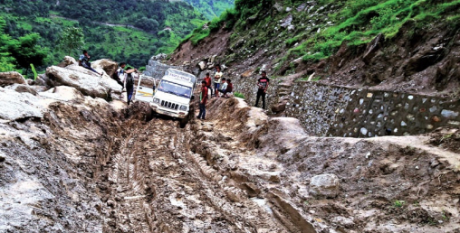 सरकारले सहमति दिन्छ पैसा दिँदैन, ६१ अर्बका आयोजन अलपत्र