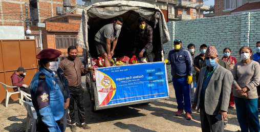 त्रिशक्ति क्लबले ११५ परिवारलाई बाड्यो राहत