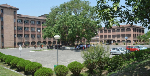 बीपी कोइराला स्वास्थ्य विज्ञान प्रतिष्ठानमा करोडौं अनियमितता, ८ जना विरुद्ध भ्रष्टाचार मुद्दा