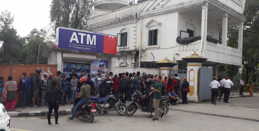 नयाँ नोट आजबाट साट्न सकिने,हेर्यौ पाइने स्थानहरु