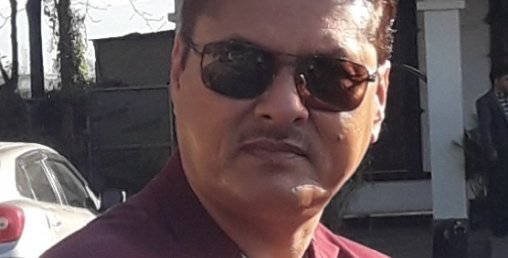 बैंकर बाबुकाजीको ‘कैँची’