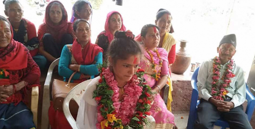 ७५ हजार कमाउने  काफलवाली सम्मानित