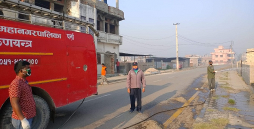 विरगञ्जमा  किटाणु र भाइरस निर्मूल पार्न यसो गरिदैछ