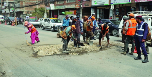 उपत्यकाको सडक यसै महिनाभित्र सुधार