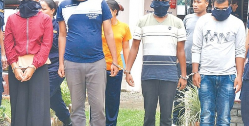 सालीसँग हिमचिम, श्रीमतीको हत्या