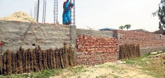 दलित हिँड्ने बाटोमा पाँच फिटको पर्खाल