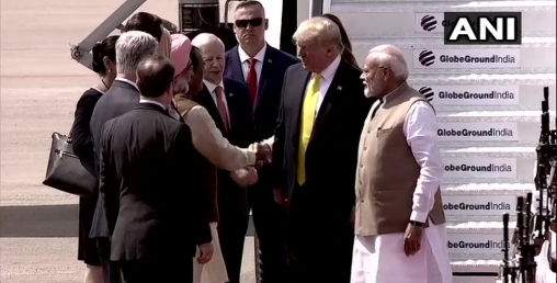 अमेरिकी राष्ट्रपति ट्रम्प भारत पुगे