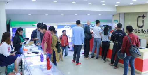 मोबाइल मेगा अफर, एउटा किन्दा अर्को सित्तैमा