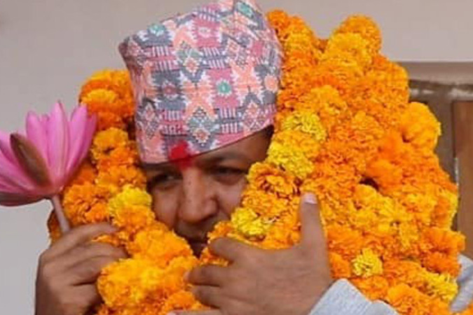 पूर्वस्वास्थ्यमन्त्री भानुभक्त ढकाललाई दोब्बर मतान्तरले हराउदै शर्मा विजयी