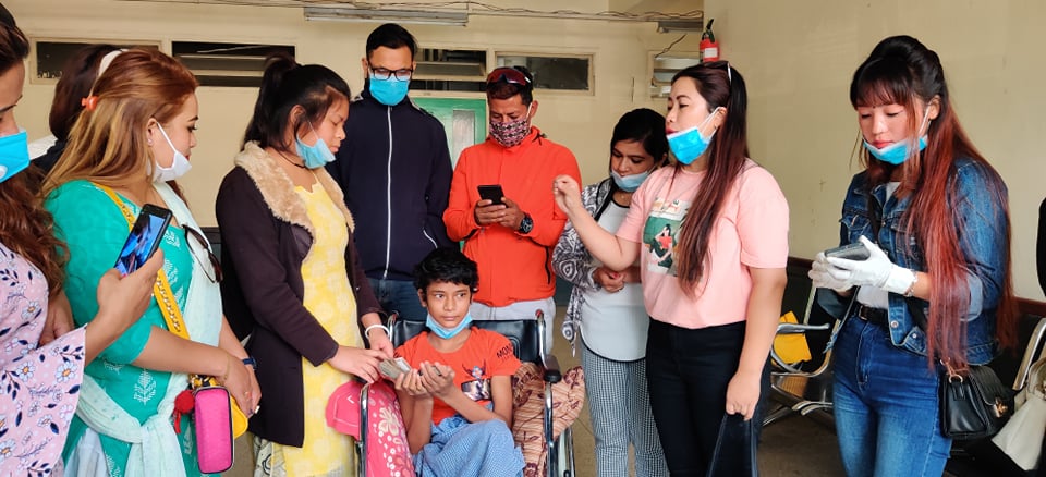 मिलिजुली परिवारद्धारा महेश रानालाई आर्थिक सहयोग