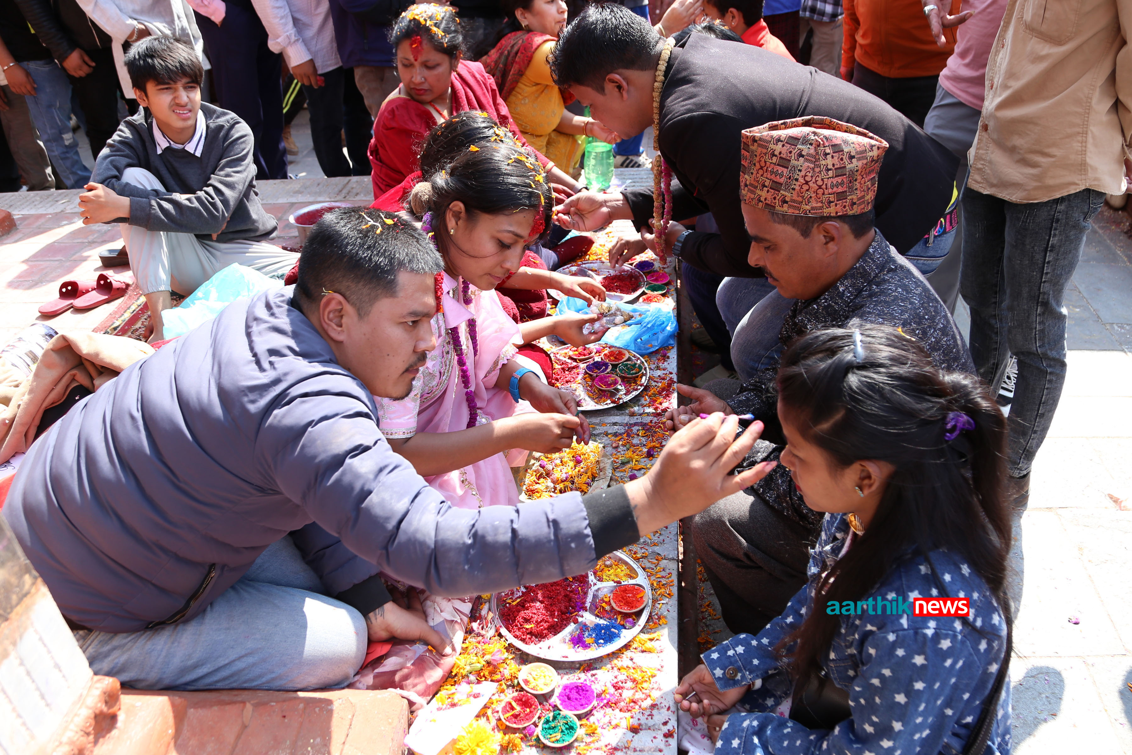 बालगोपालेश्वरको मन्दिरमा भाइटीका लगाउने भीड(फोटो फिचर)