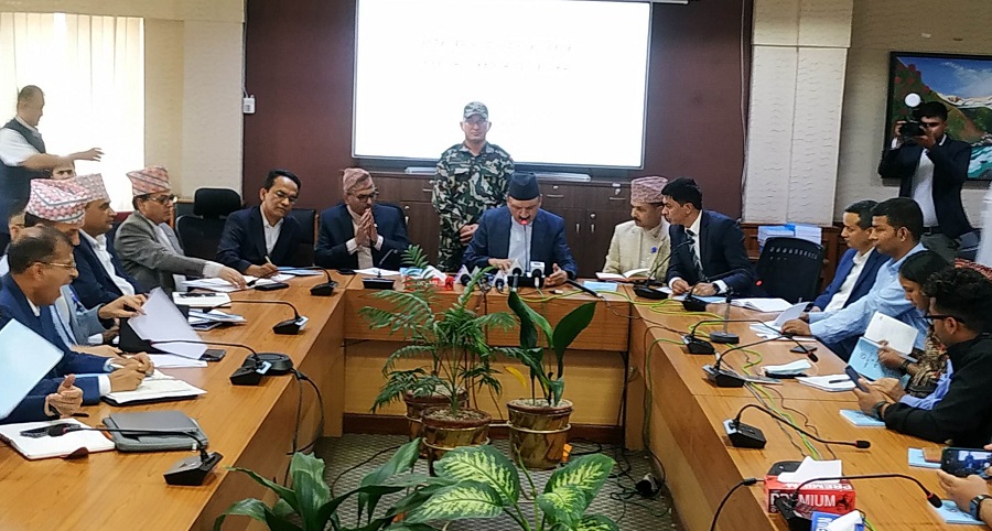 बजेट नबुझेर शेयर बजार प्यानिक बन्यो: अर्थमन्त्री